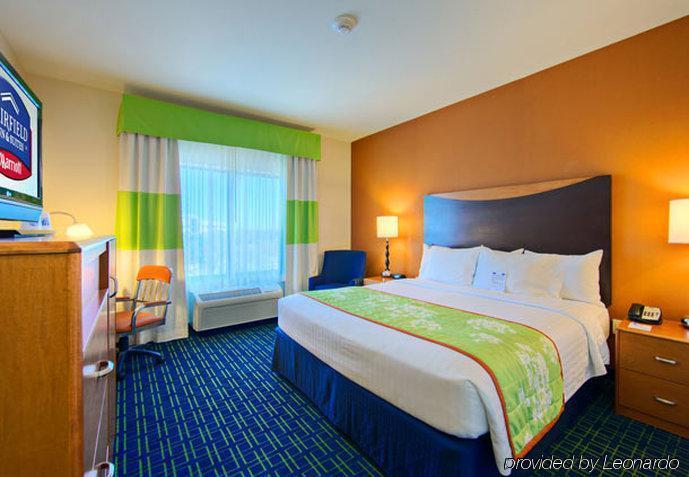 Fairfield Inn & Suites By Marriott San Antonio Seaworld / Westover Hills Exterior photo